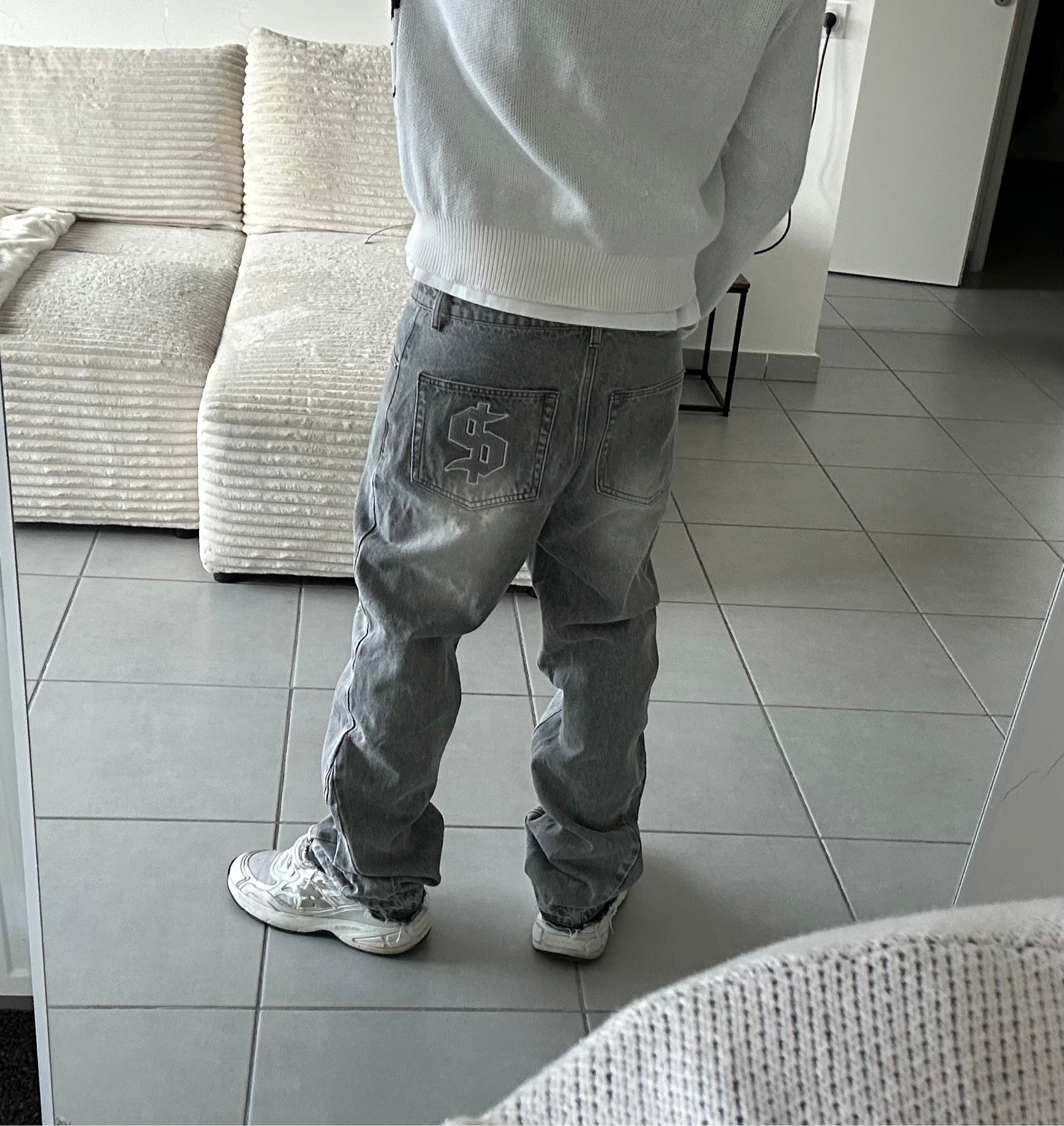 COMING SOON MONY FLARE