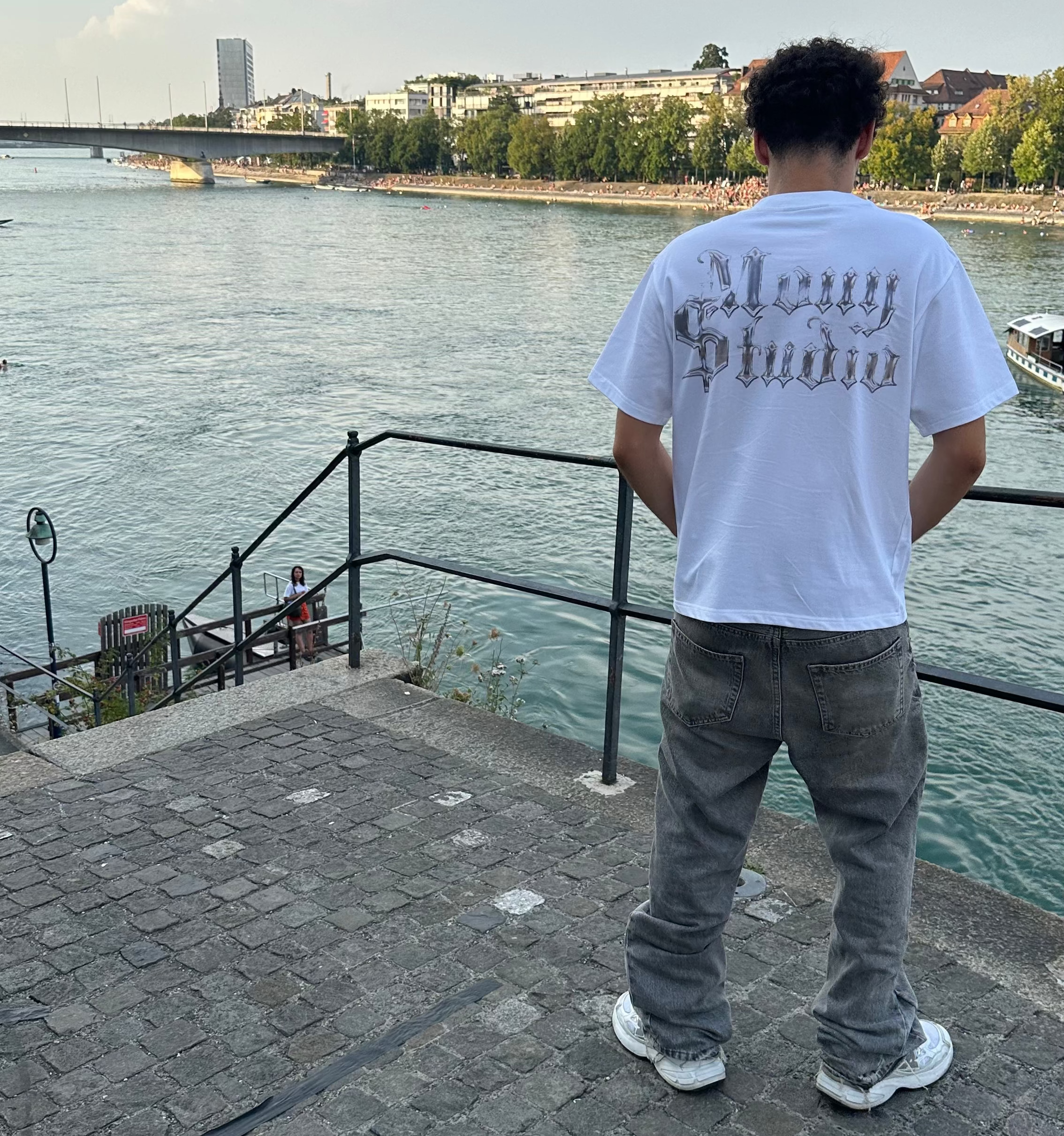 CHROME MONY TEE